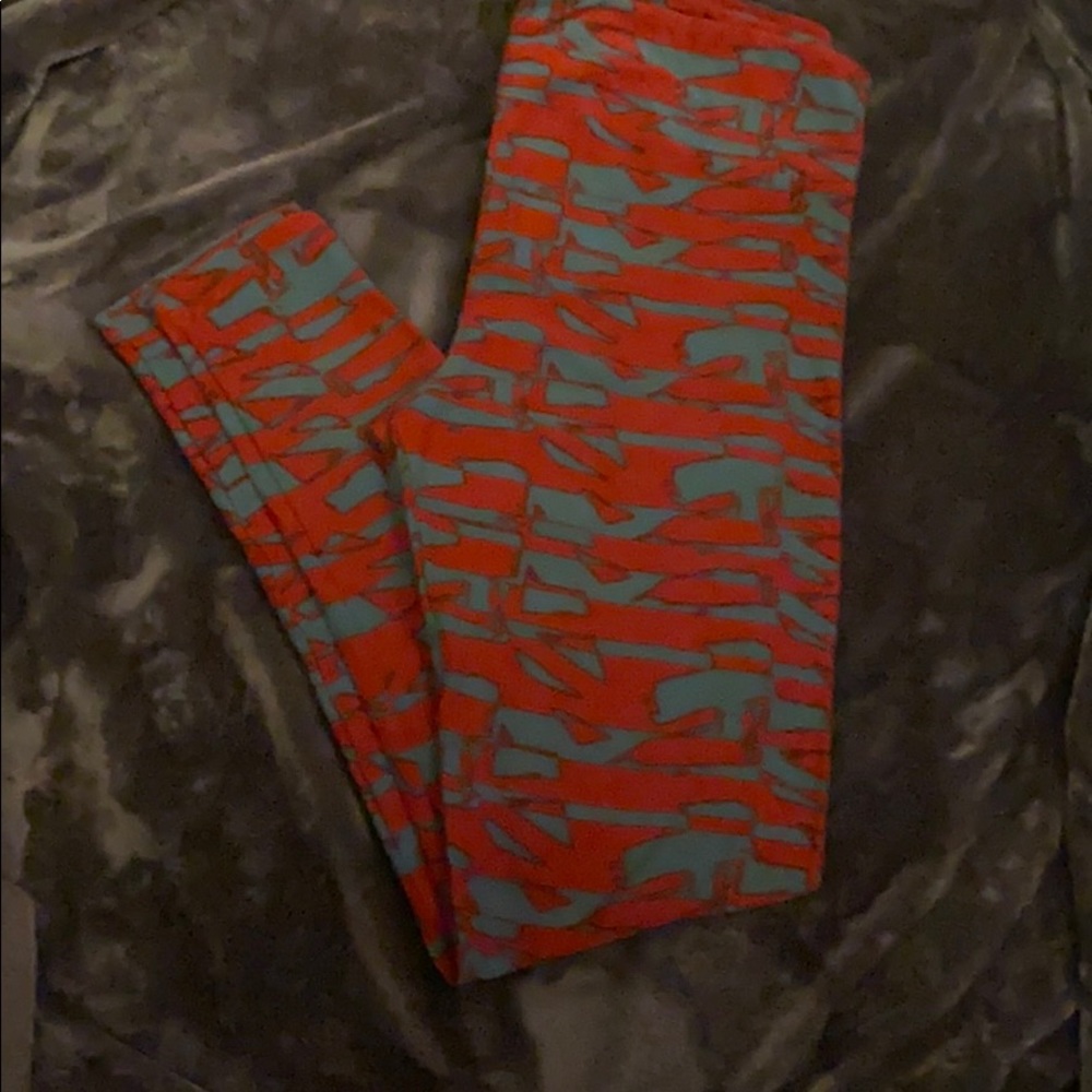 LulaRoe TC leggings
